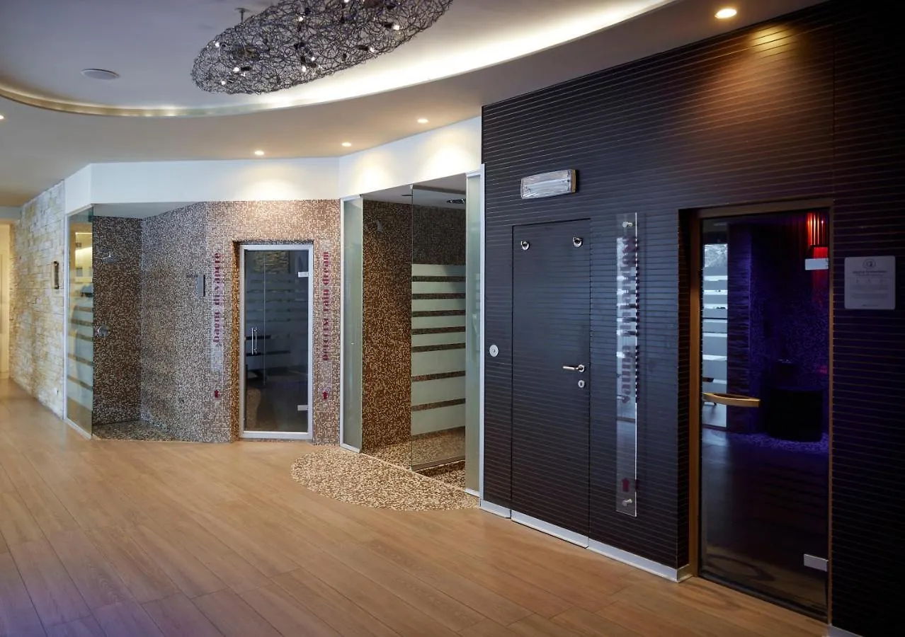 Blu Hotel Acquaseria Понте-ди-Леньо Италия